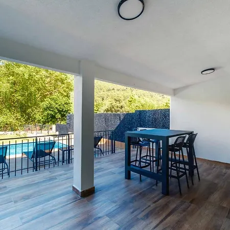 Βίλα Modus Semi-detached Μούγκλα