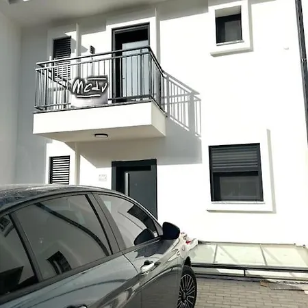 Modus Semi-detached * Mugla